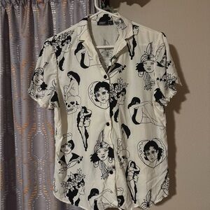 Graphic Black and White shirt from Straight to Hell